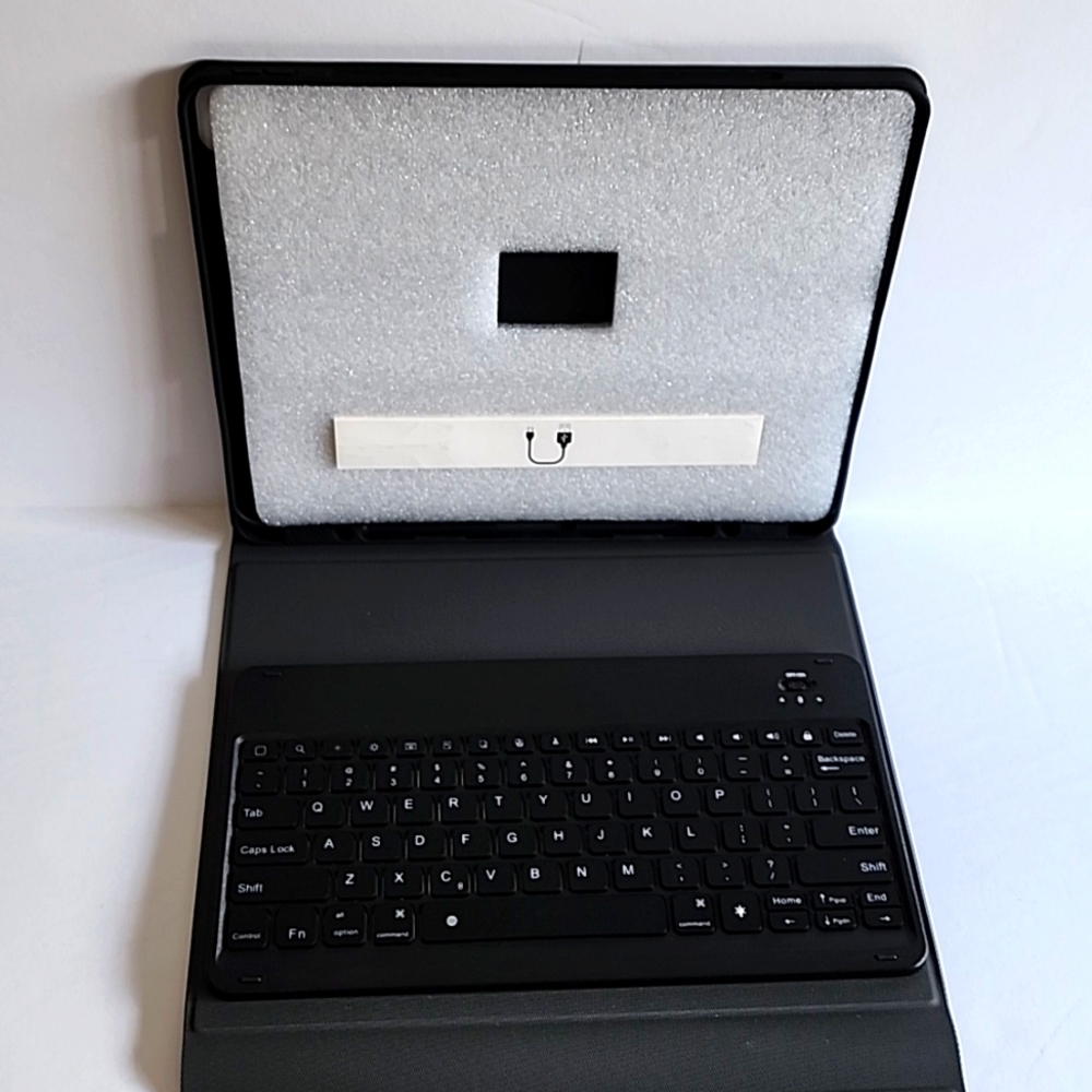 Chesona Black Keyboard Case for Apple Ipad Pro 10.9" 4th/5th Generation